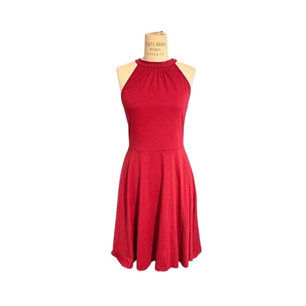 Ouges Red Halter Neck Skater Dress Tie Back Festival Work Travel mini Size S NWT